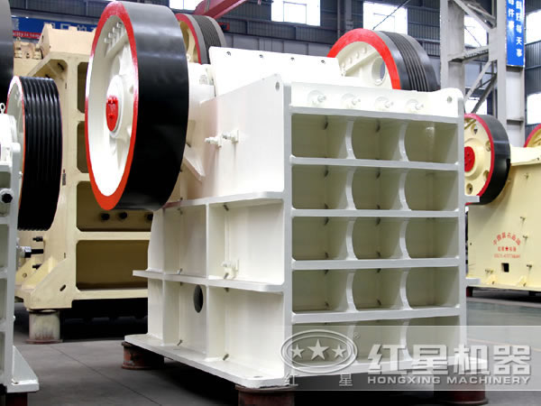 250X400、500X750碎石機的產(chǎn)量、參數(shù)和報價